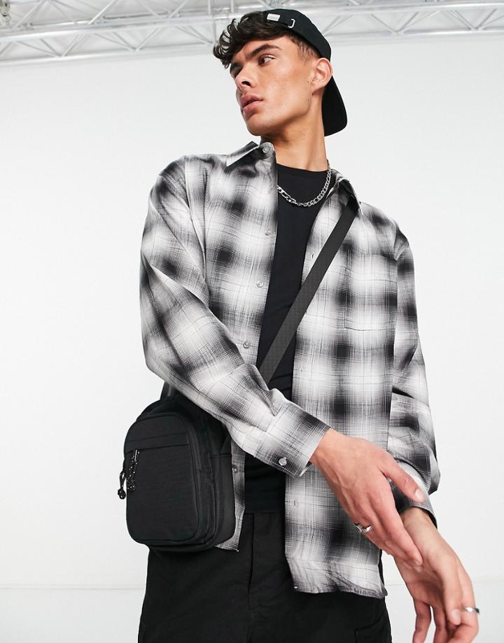 Il Sarto Oversized Fit Plaid Back Print Shirt In Gray