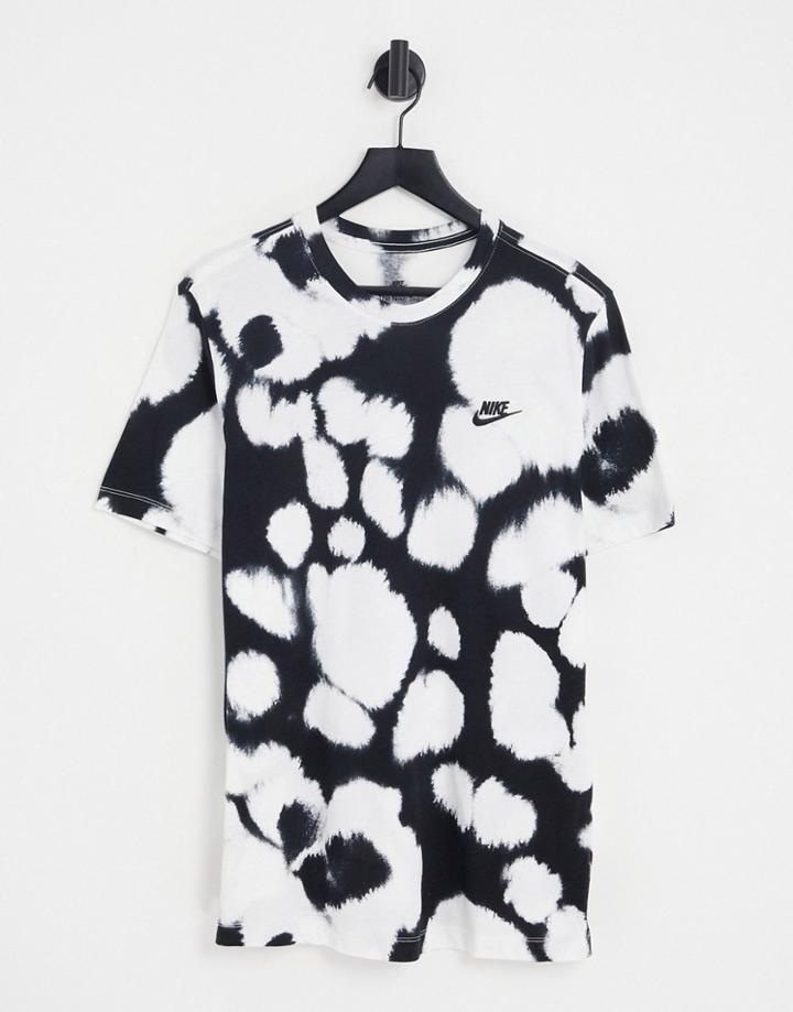 Nike Sport Essentials Acid Wash T-shirt In Black