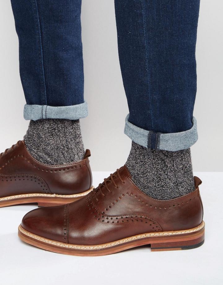 Asos Lace Up Shoes In Brown Leather With Circle Brogue Detail - Brown