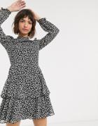 Warehouse Leaf Print Long Sleeved Dress In Black