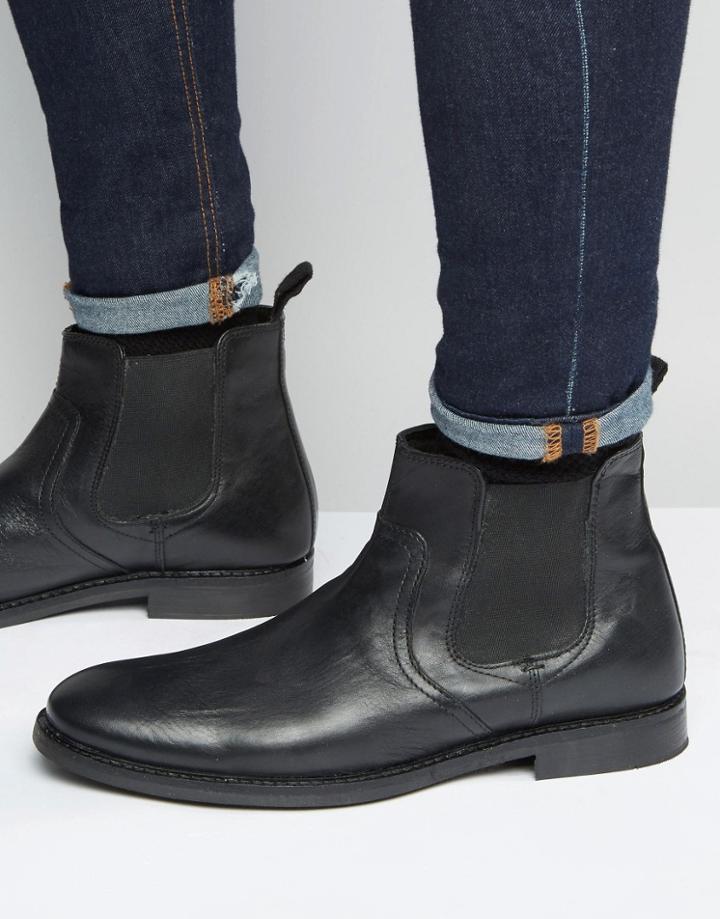 Red Tape Chelsea Boots In Leather - Black