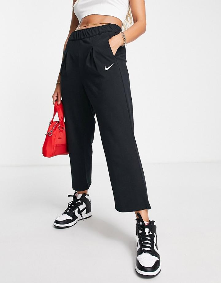Nike Jersey Capri Pants In Black