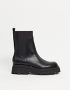 Stradivarius Chunky Sole Chelsea Boots In Black