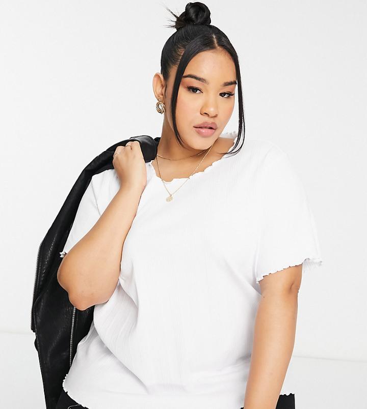 Vero Moda Curve Lettuce Edge T-shirt In White
