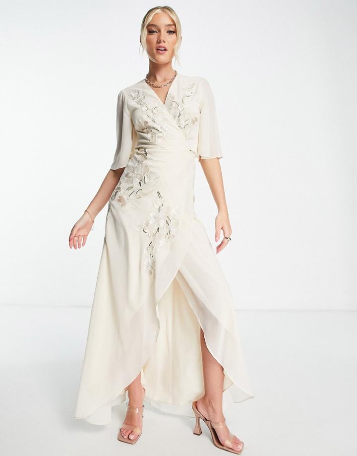 Hope & Ivy Bridal Leila Gown In Ivory-white