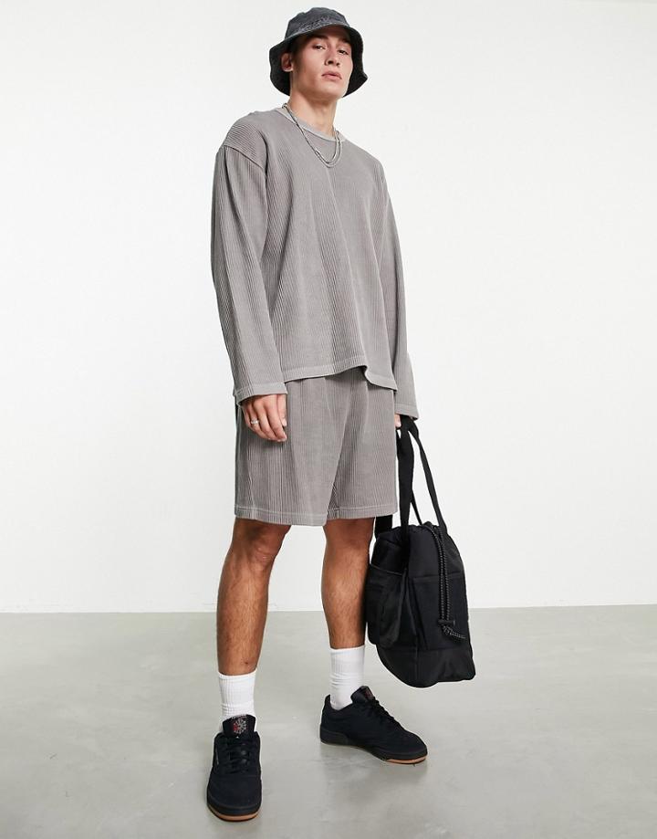 Reebok Shorts In Boulder Gray - Gray
