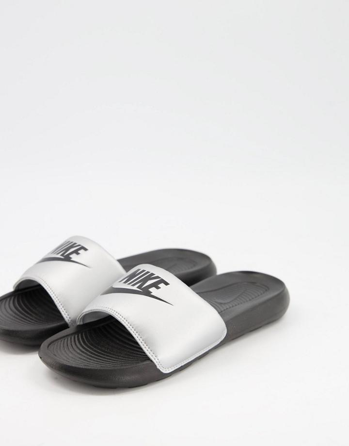 Nike Victori One Slides In Silver And Black