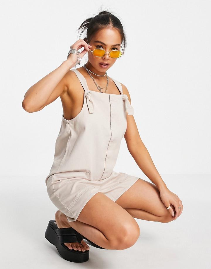 Noisy May Overalls In Stone-neutral