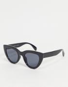 Monki Isla Oversized Round Cat Eye Sunglasses In Black