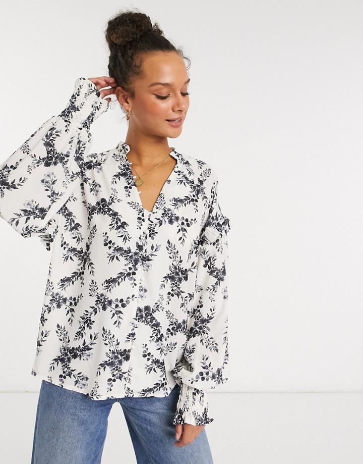 In The Style X Lorna Luxe Mono Floral Blouse In White-multi