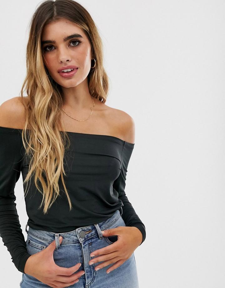 Brave Soul Bridget Cropped Off The Shoulder Long Sleeve Top-black