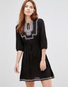 Diya Embroirdered Dress - Black