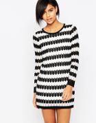 Iska Zigzag Stripe Shift Dress