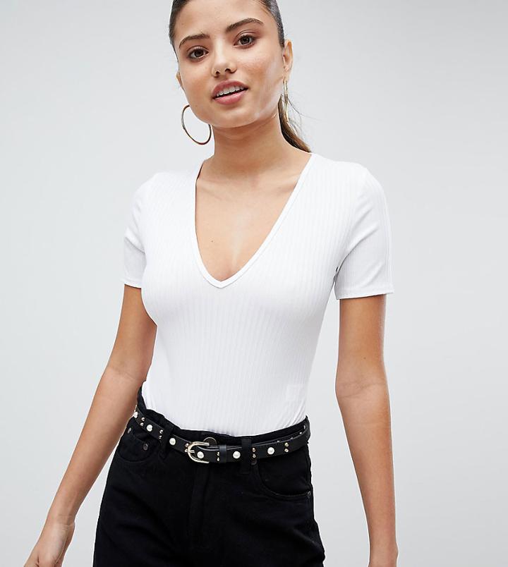 Prettylittlething Basic Ribbed V Neck Body In White - White