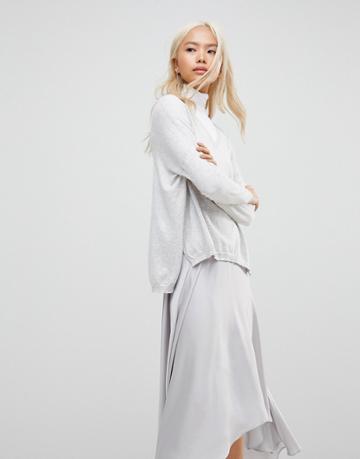 Subtle Luxury Anchor Cuff V-neck Sweater - Gray