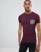 Asos Design Muscle T-shirt With Contrast Paisley Pocket - Red