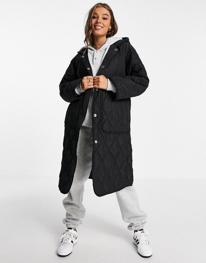 Pull & Bear Longline Quilted Coat With Hood And Big Pockets In Black