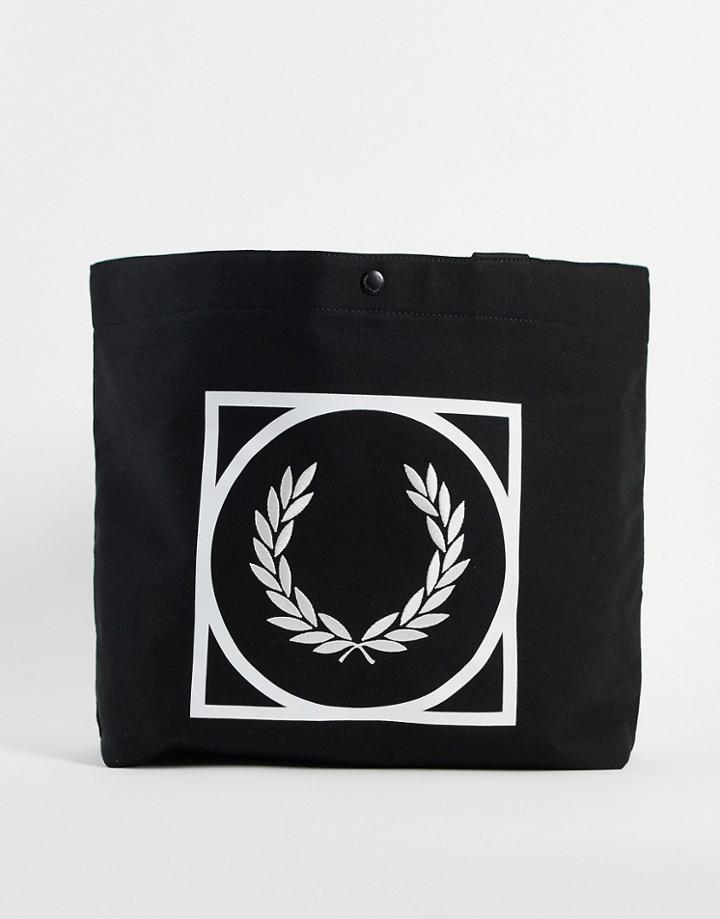 Fred Perry Graphic Print Tote In Black