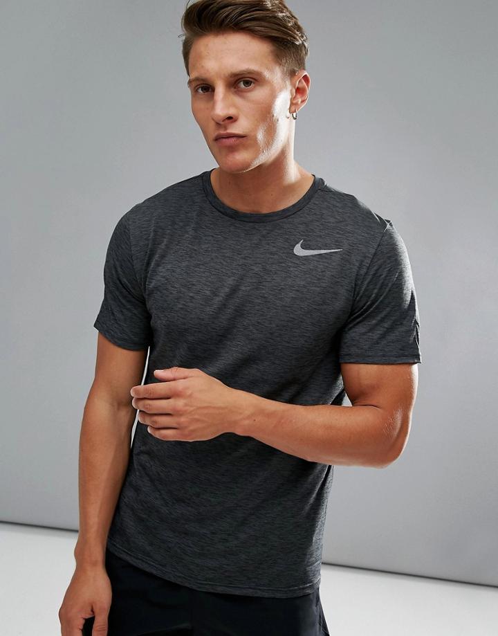 Nike Training Pro Hyperdry T-shirt In Black 832835-010