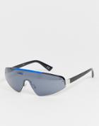 Asos Design Visor Sunglasses With Plastic Cobalt Blue Bridge Detail With Smoke Lense - Black