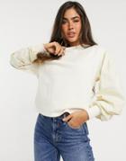 Vero Moda Sweatshirt With Volume Sleeves In Cream-white