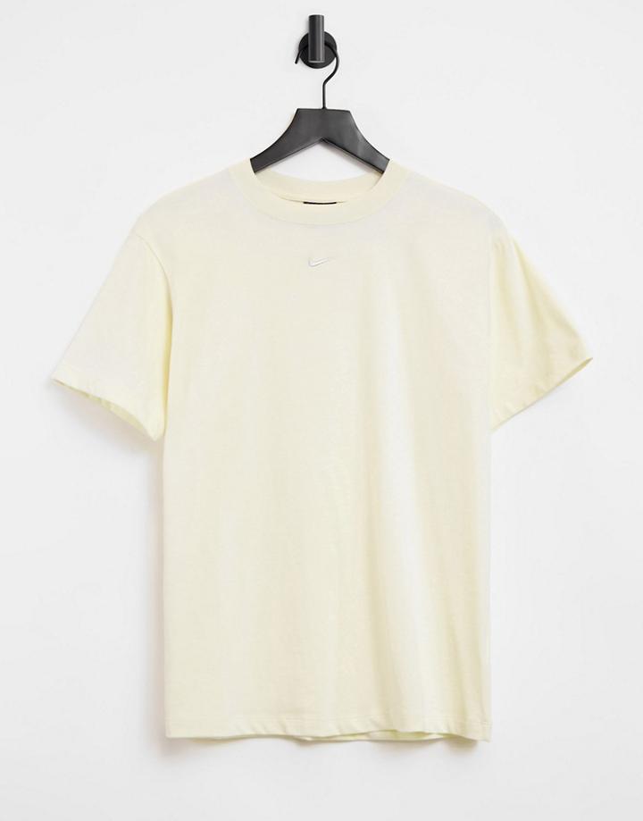 Nike Essentials Boyfriend T-shirt In Off White