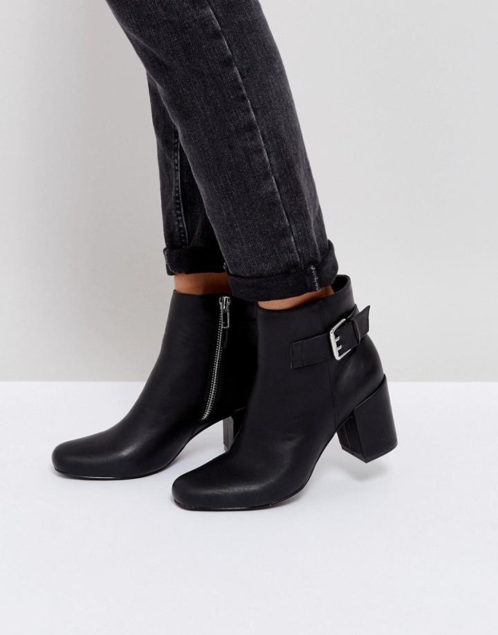 London Rebel Buckle Kitten Heel Boot - Black