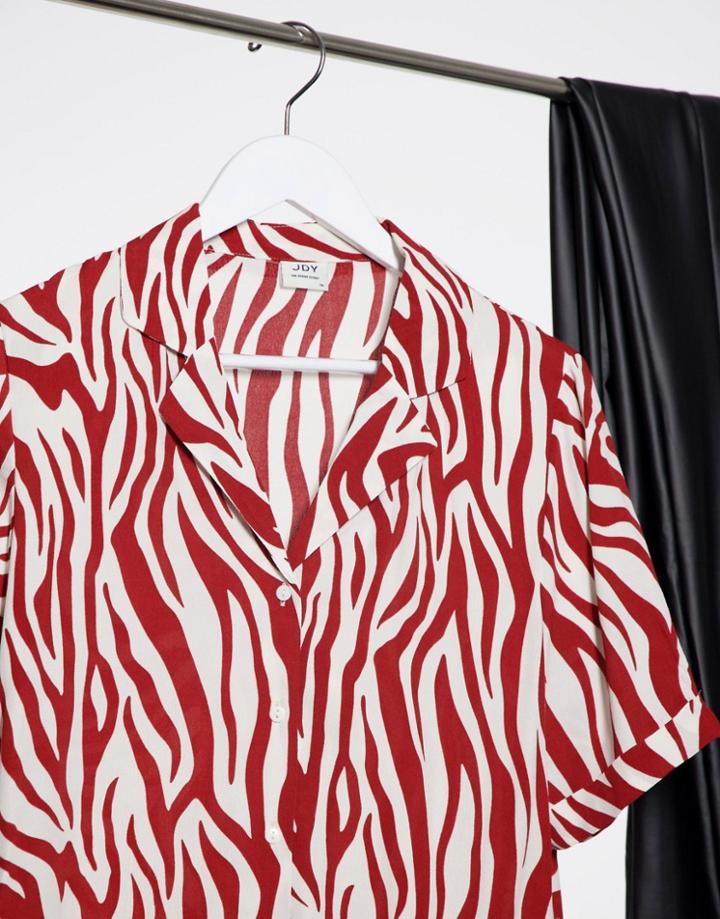 Jdy Tara Boxy Cropped Shirt In Red And Cream Zebra Print-white