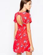 Influence Pleat Front Open Back Tea Dress - Red