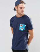 Esprit T-shirt With Contrast Printed Pocket - Navy