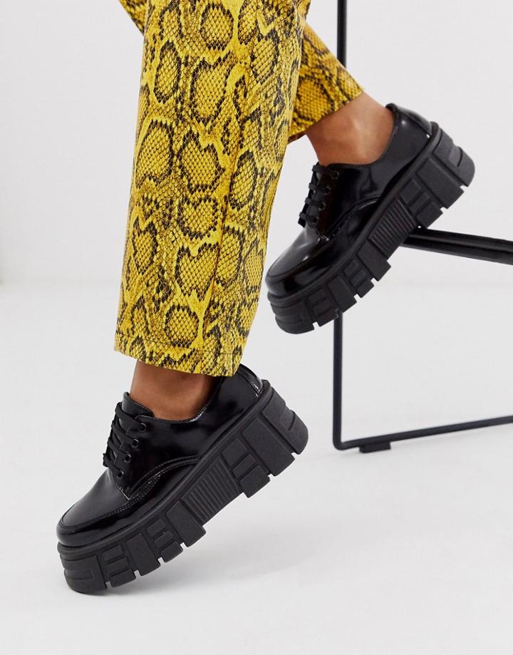 Asos Design Middle Chunky Flat Shoes In Black