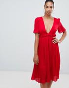 Boohoo Plunge Pleated Midi Dress In Red - Red