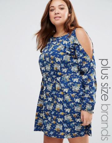 Yumi Plus Dress With Cold Shoulder In Floral Print - Navy