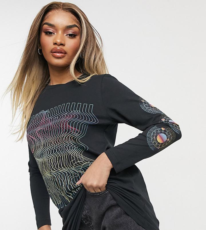 Noisy May Petite Oversized T-shirt With Graphic Prints In Black