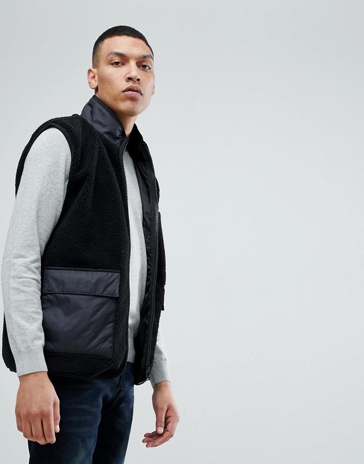 Bellfield Vest In Teddy Fleece - Black