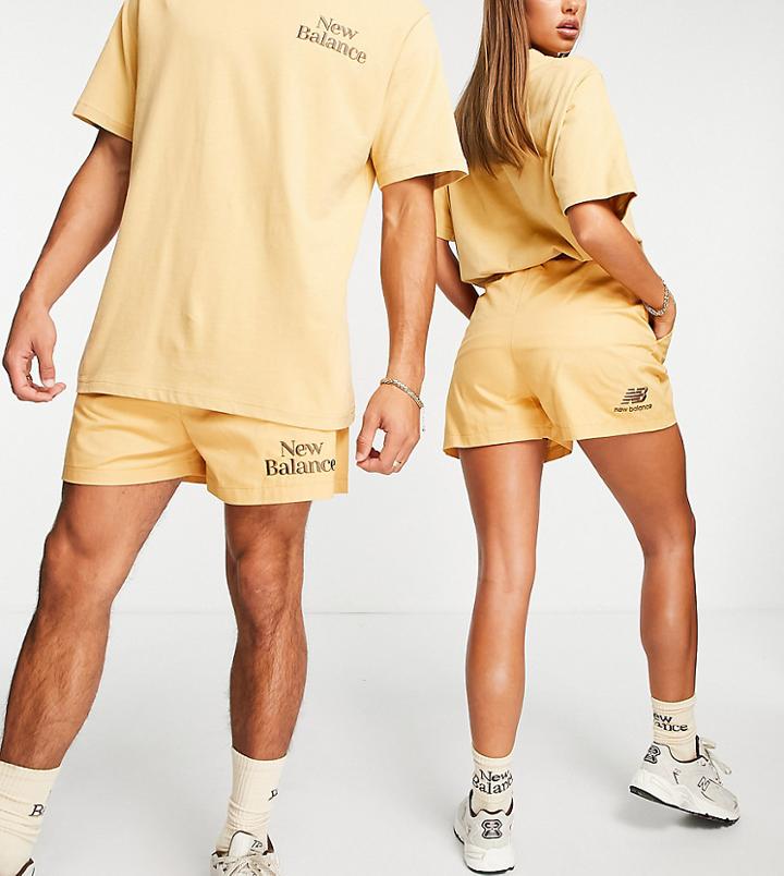 New Balance Cookie Shorts In Tan-brown