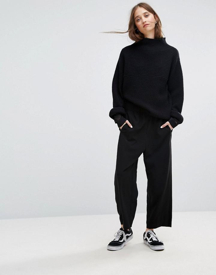 Weekday Crop Woven Wide Leg Pant - Black