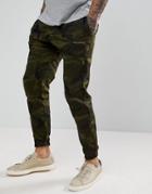 Pull & Bear Carrot Fit Joggers In Camo - Green