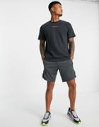 Under Armour Training Short Sleeve Sweatshirt In Black