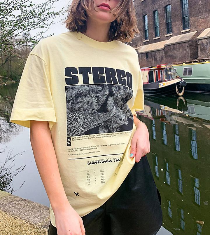 Collusion Stereo Graphic Print T-shirt In Yellow