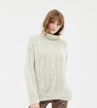 Monki Roll Neck Chunky Ribbed Sweater In Creme Melange