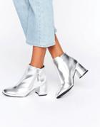 New Look Metallic Block Heeled Ankle Boots - Silver
