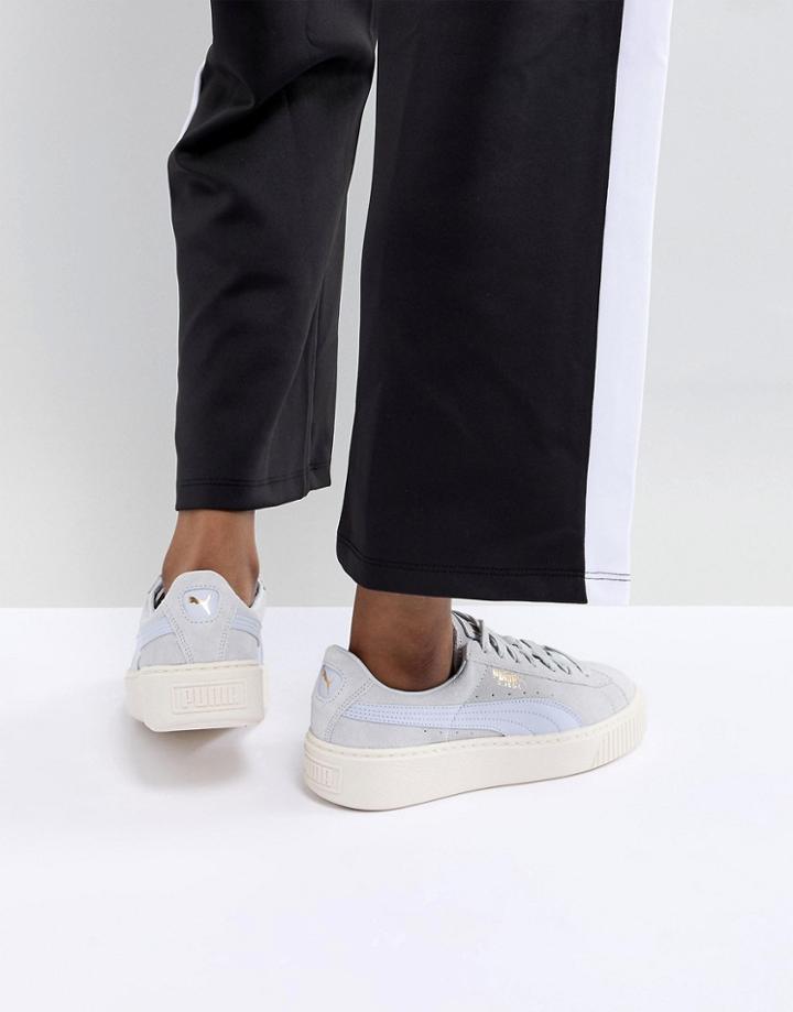 Puma Suede Sneaker In White And Blue - White