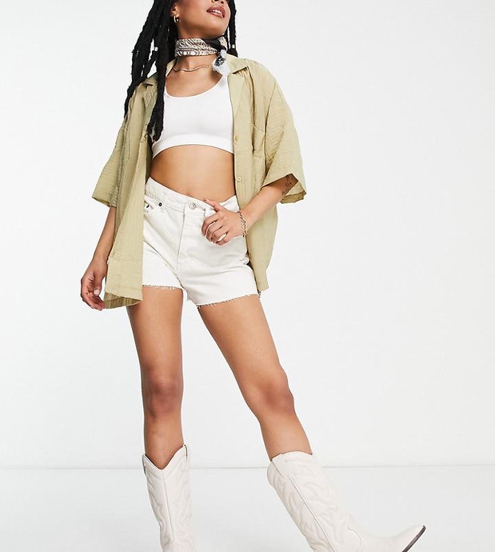 Topshop Petite A-line Mom Denim Short In Off White