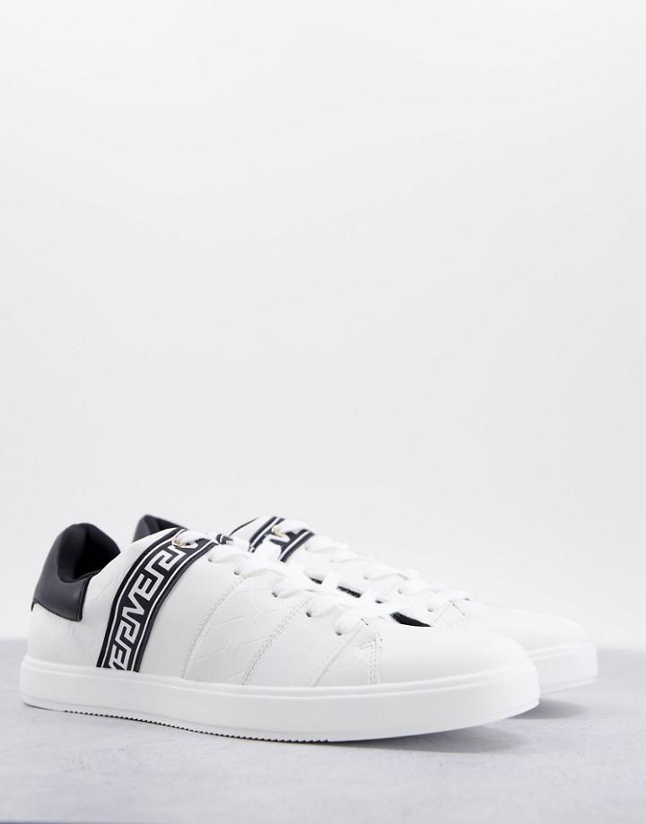 River Island Sneakers With Monogram Stripe In White