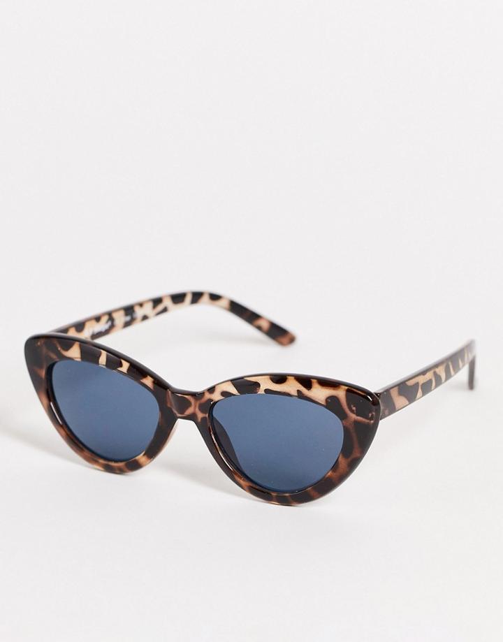 Aj Morgan Women's Cat-eye Sunglasses In Brown Tort