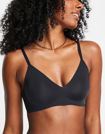 Sloggi Zero Feel Ultra Cami Strap Bralette With Removeable Padding In Black