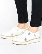 Truffle Collection Flatform Star Detail Shoe - White
