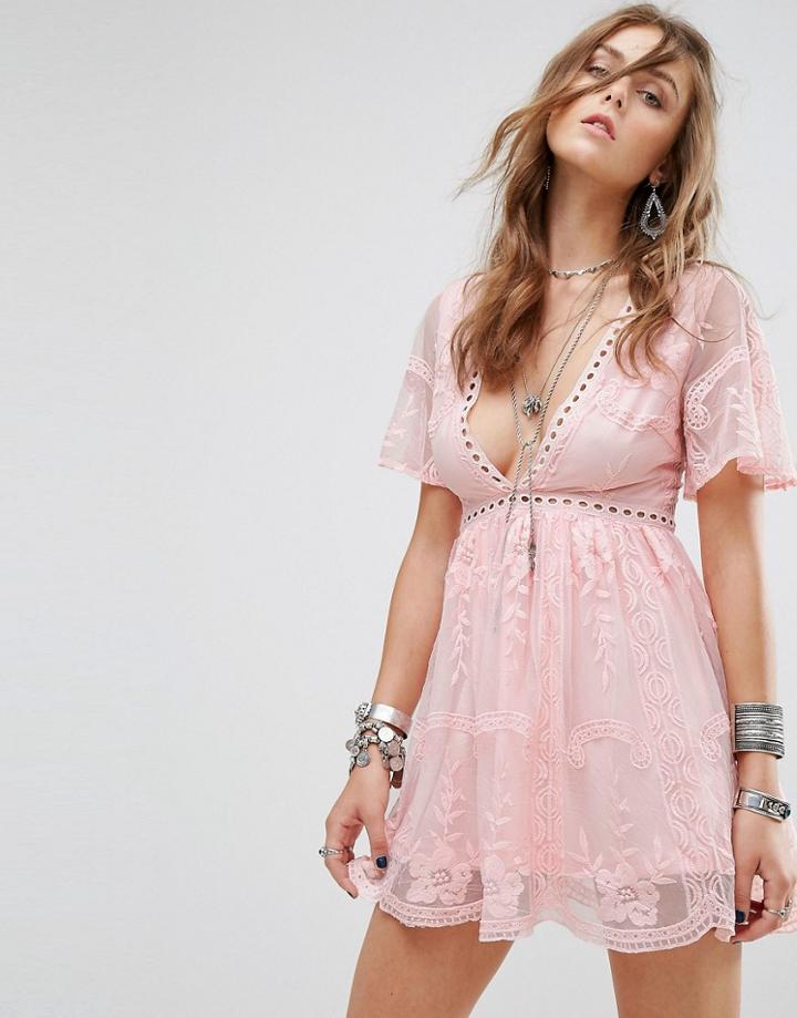 Kiss The Sky Lace Dress With Ladder Detail - Pink