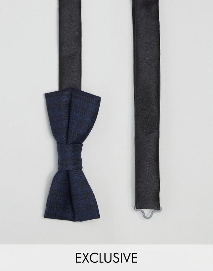 Heart & Dagger Bow Tie In Faint Check - Navy